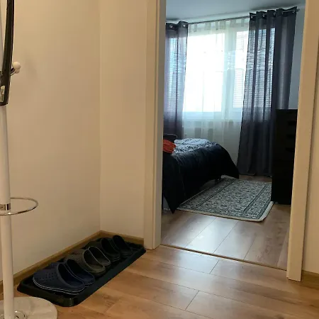 Apartment T8 *